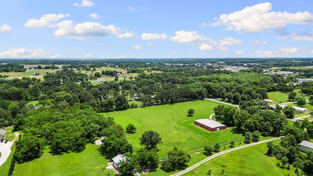1219 Stratton Road, Rogers, AR 72756