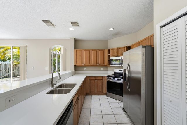 5041 SW 152nd Avenue, Miramar, FL 33027
