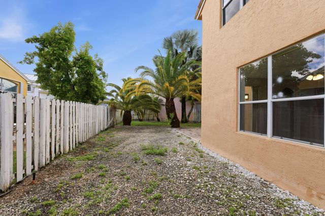 5041 SW 152nd Avenue, Miramar, FL 33027