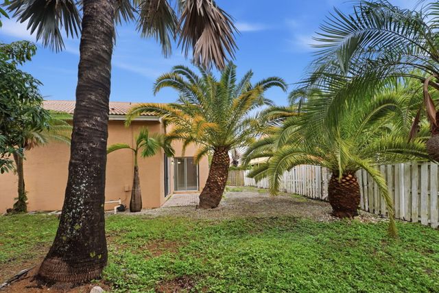 5041 SW 152nd Avenue, Miramar, FL 33027