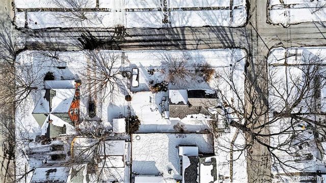 402 S 5th Street, Saint Clair, MI 48079