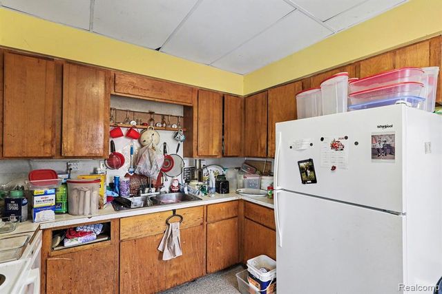 402 S 5th Street, Saint Clair, MI 48079