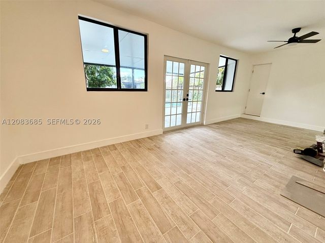 2201 N 54th Ave, Hollywood, FL 33021