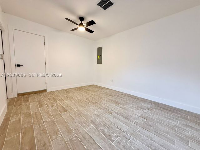 2201 N 54th Ave, Hollywood, FL 33021