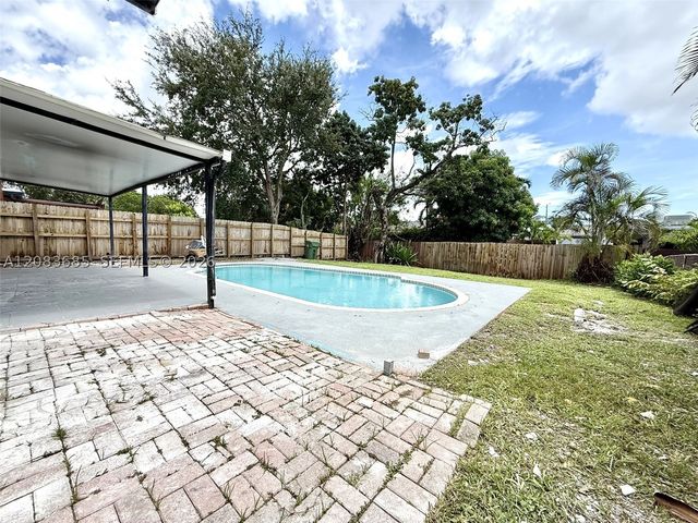 2201 N 54th Ave, Hollywood, FL 33021