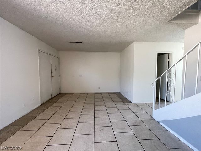 3904 Blackford Place, Las Vegas, NV 89102