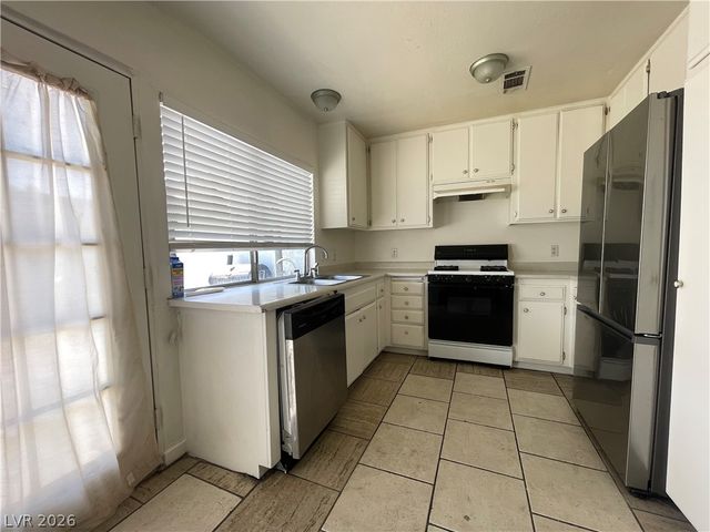 3904 Blackford Place, Las Vegas, NV 89102