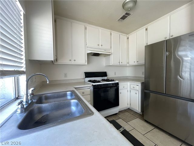 3904 Blackford Place, Las Vegas, NV 89102