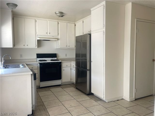 3904 Blackford Place, Las Vegas, NV 89102