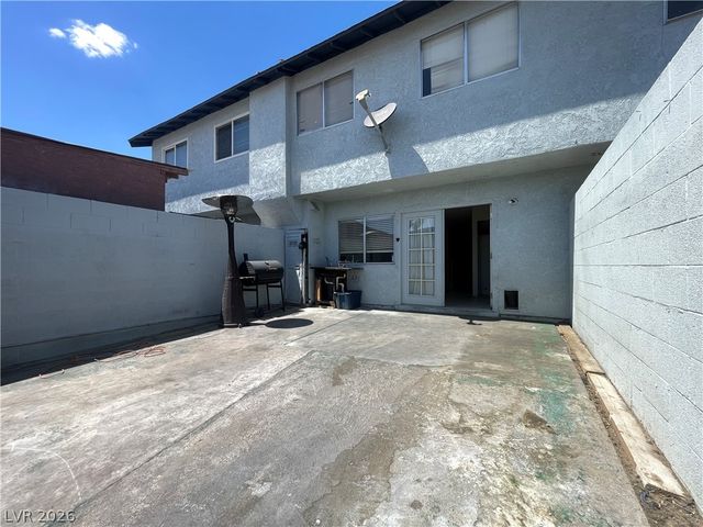 3904 Blackford Place, Las Vegas, NV 89102