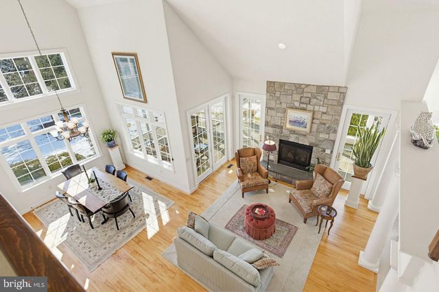 692 GOOSE NECK DR, Lititz, PA 17543