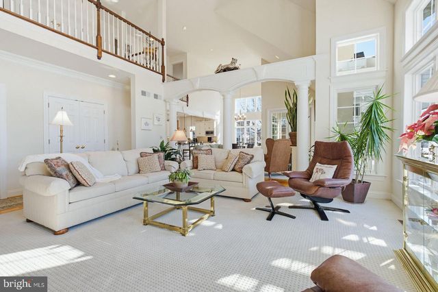 692 GOOSE NECK DR, Lititz, PA 17543