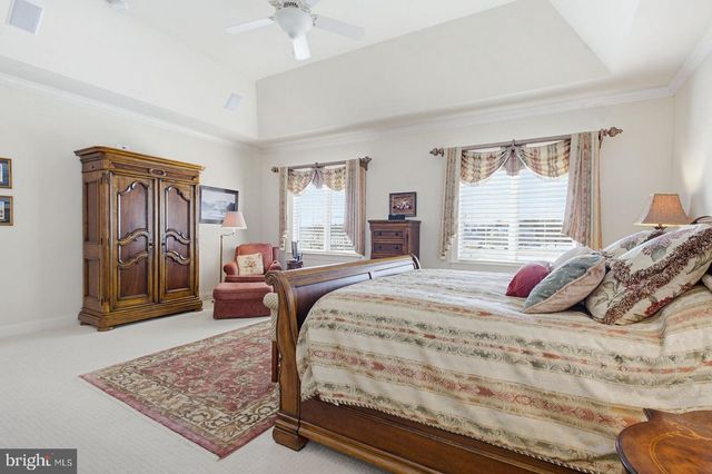 692 GOOSE NECK DR, Lititz, PA 17543