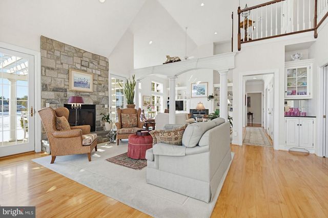 692 GOOSE NECK DR, Lititz, PA 17543