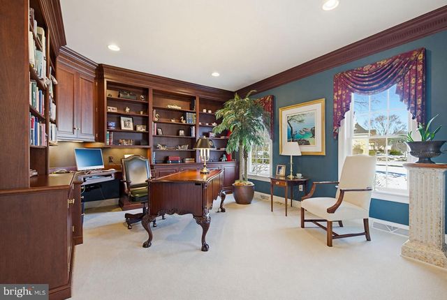 692 GOOSE NECK DR, Lititz, PA 17543