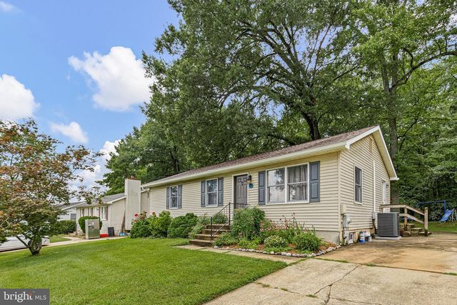 12 GARVEY LN, Newark, DE 19702