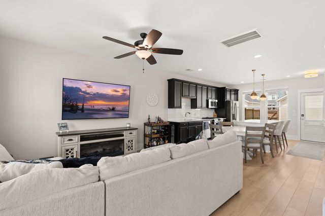 621 Trio Lane, Summerville, SC 29486