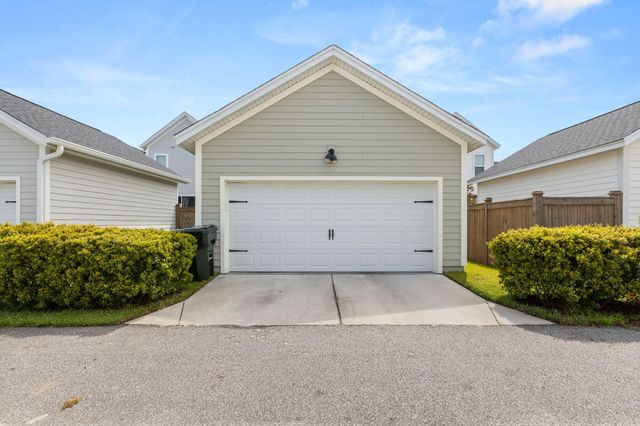 621 Trio Lane, Summerville, SC 29486