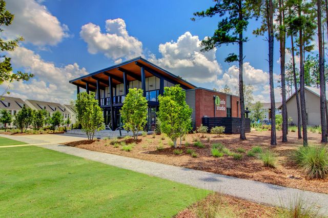621 Trio Lane, Summerville, SC 29486