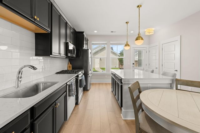 621 Trio Lane, Summerville, SC 29486