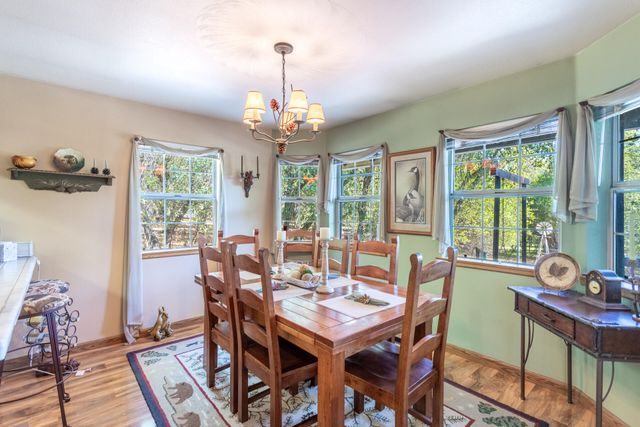 20621 Chipeta Way, Redding, CA 96003