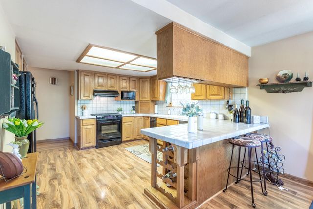 20621 Chipeta Way, Redding, CA 96003