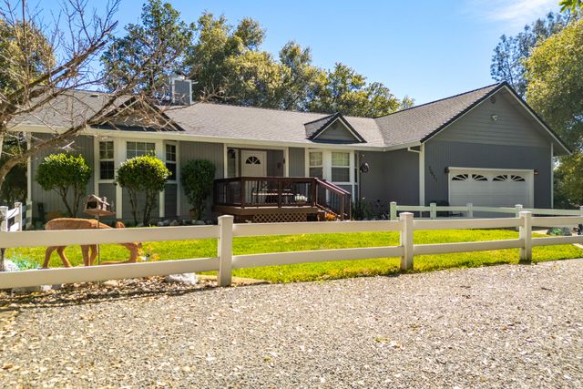 20621 Chipeta Way, Redding, CA 96003