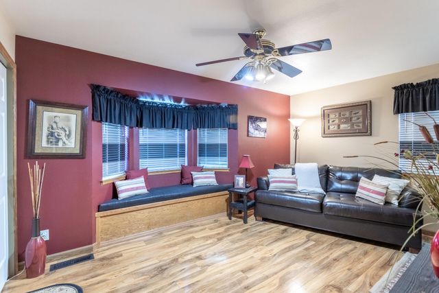 20621 Chipeta Way, Redding, CA 96003