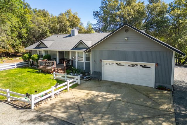 20621 Chipeta Way, Redding, CA 96003