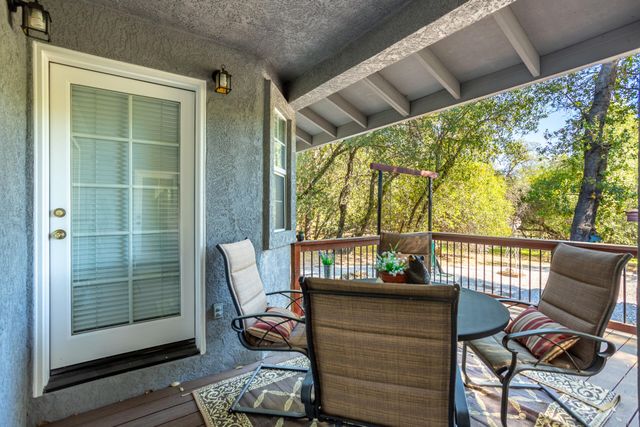 20621 Chipeta Way, Redding, CA 96003