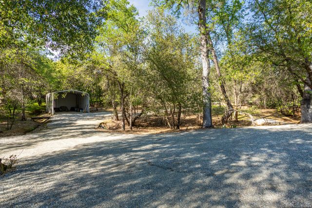 20621 Chipeta Way, Redding, CA 96003