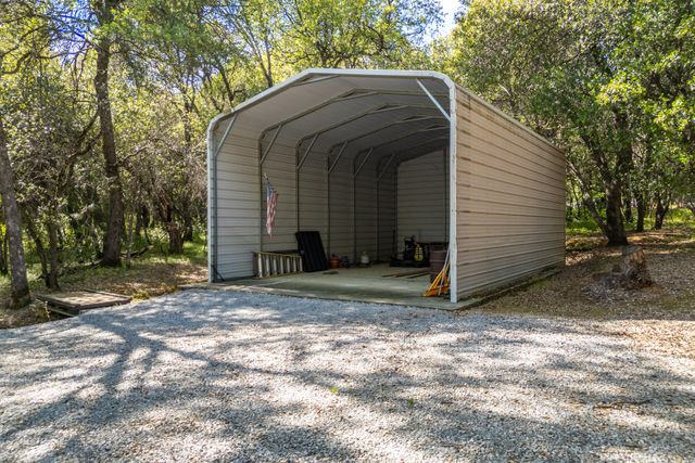 20621 Chipeta Way, Redding, CA 96003