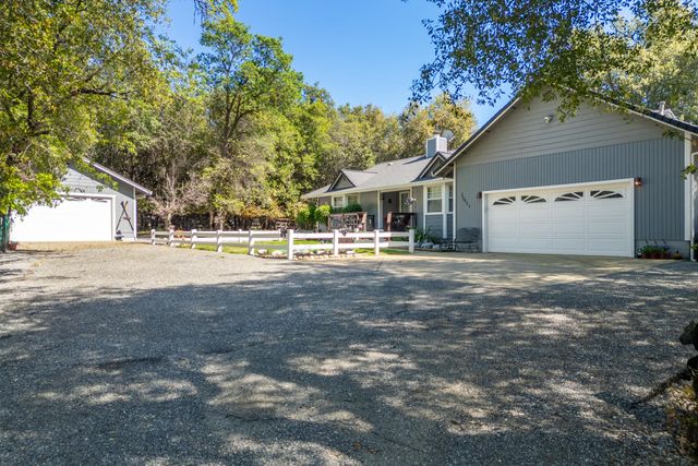 20621 Chipeta Way, Redding, CA 96003