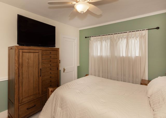 1811 34th Street, Rock Island, IL 61201