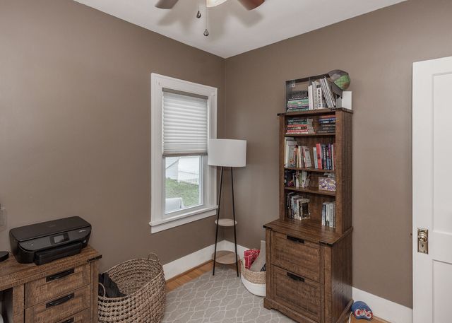 1811 34th Street, Rock Island, IL 61201