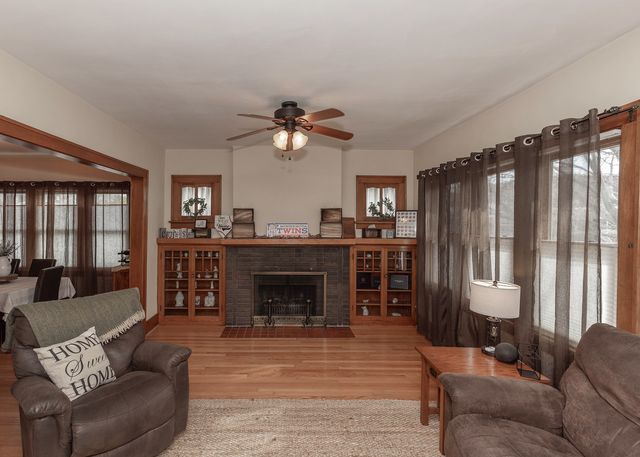 1811 34th Street, Rock Island, IL 61201