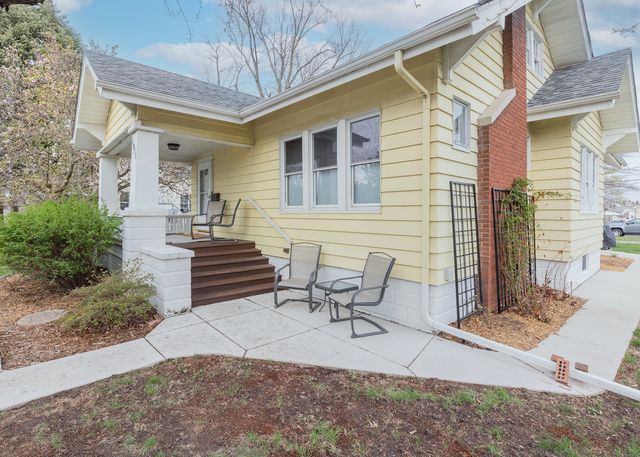 1811 34th Street, Rock Island, IL 61201