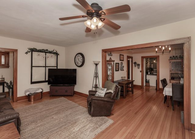 1811 34th Street, Rock Island, IL 61201