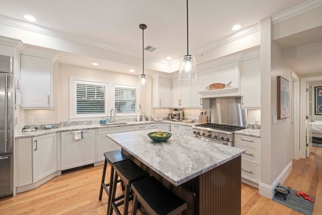 33 Central Avenue 9, Scituate, MA 02066