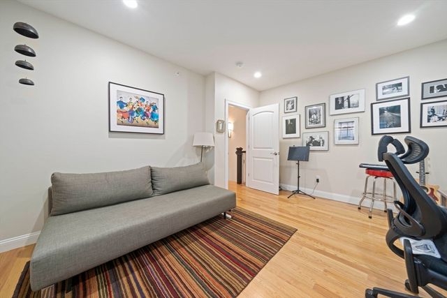 33 Central Avenue 9, Scituate, MA 02066