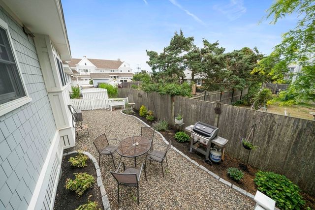 33 Central Avenue 9, Scituate, MA 02066