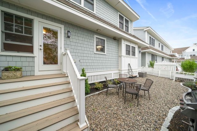 33 Central Avenue 9, Scituate, MA 02066
