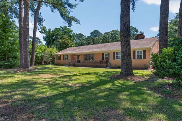 2321 Bidgood DR, Portsmouth, VA 23703