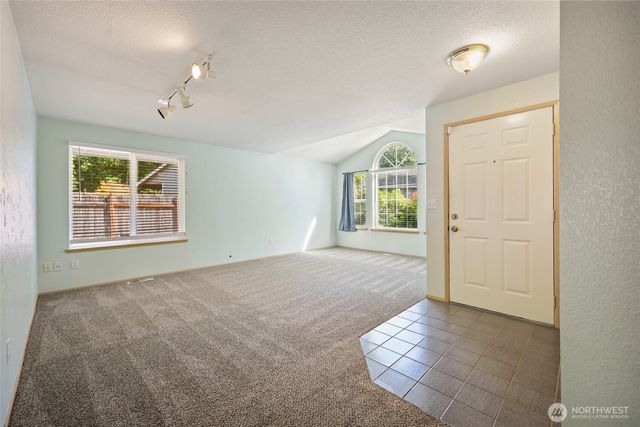 1618 Mapleridge Drive NE, Olympia, WA 98506