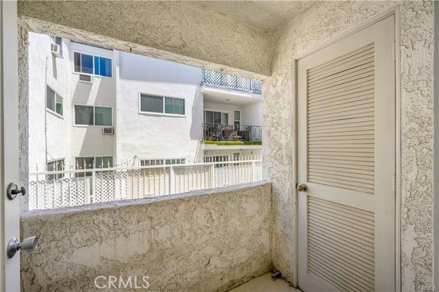 11954 Mayfield Avenue 3, Los Angeles, CA 90049