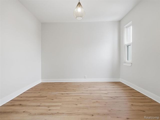 146 E Hazelhurst Street 6, Ferndale, MI 48220
