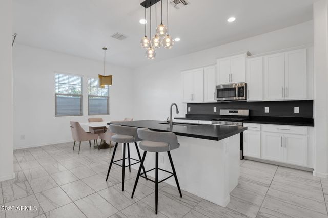 3091 S SOHO Lane, Chandler, AZ 85286