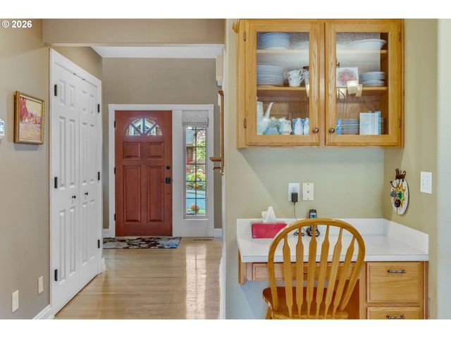 8056 Se 141ST Ave, Portland, OR 97236