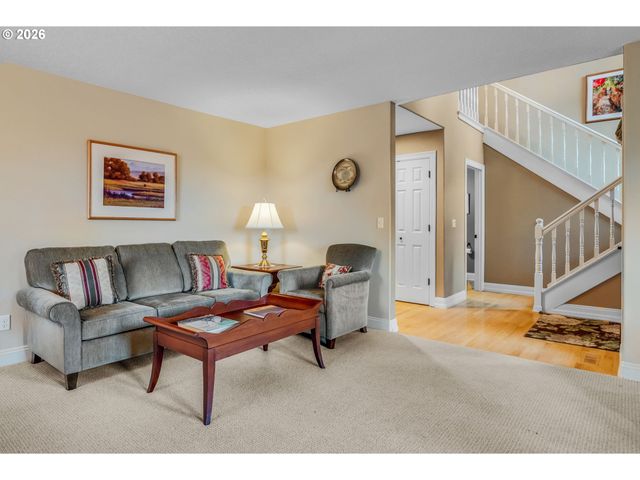 8056 Se 141ST Ave, Portland, OR 97236