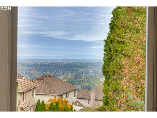 8056 Se 141ST Ave, Portland, OR 97236